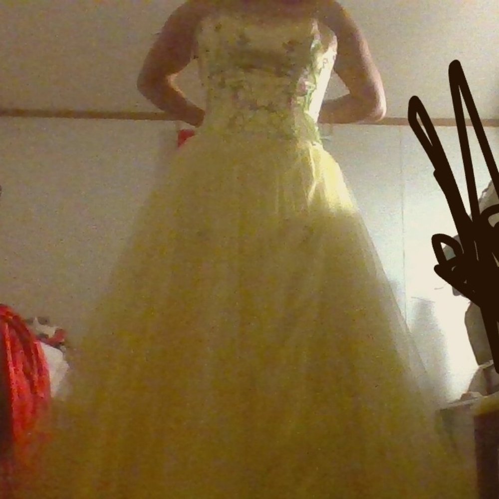 Yellow Puffy Flower dress